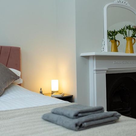 Kings Apartment Chester Buitenkant foto