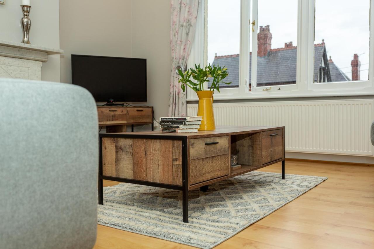 Kings Apartment Chester Buitenkant foto