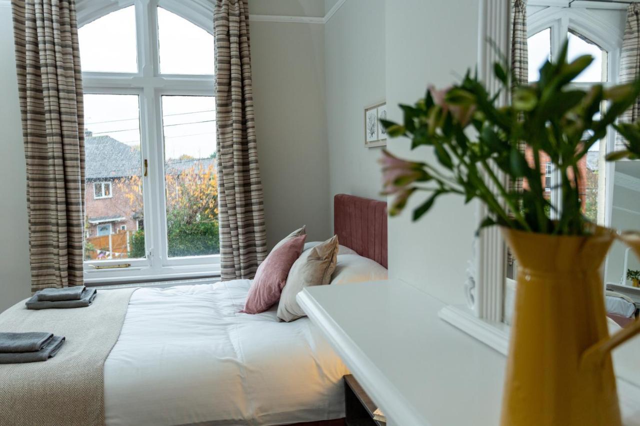 Kings Apartment Chester Buitenkant foto